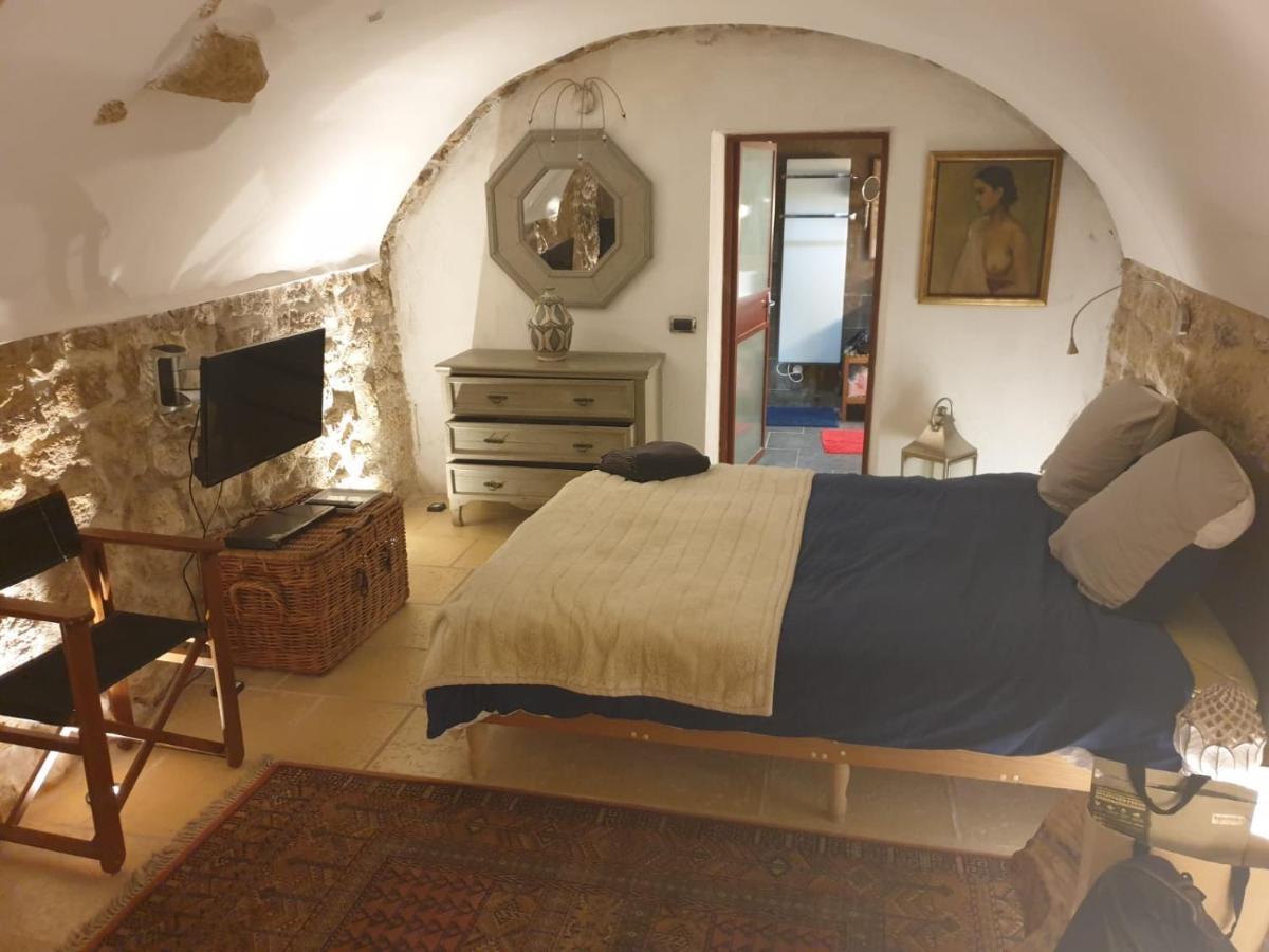 La Villageoise, Chambre Troglodyte Pitoresque Au Coeur Du Village Rognes Exteriér fotografie