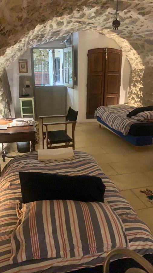 La Villageoise, Chambre Troglodyte Pitoresque Au Coeur Du Village Rognes Exteriér fotografie